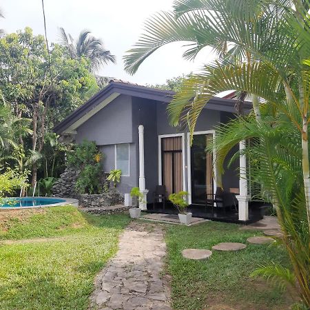 Mihilaka Holiday Homes Wadduwa Exterior photo